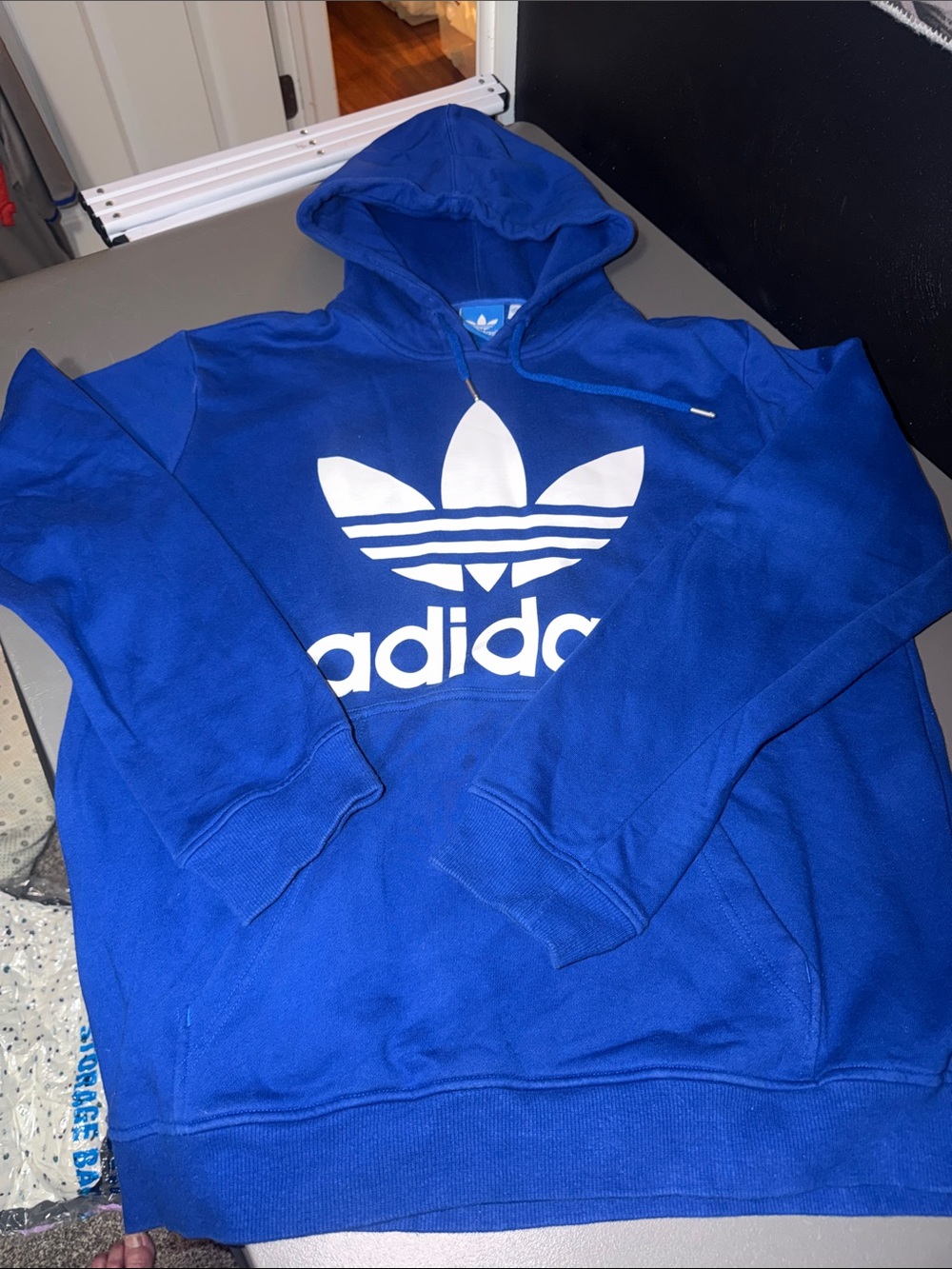 Adidas originals Pullover Hoodie in men’s size  XL